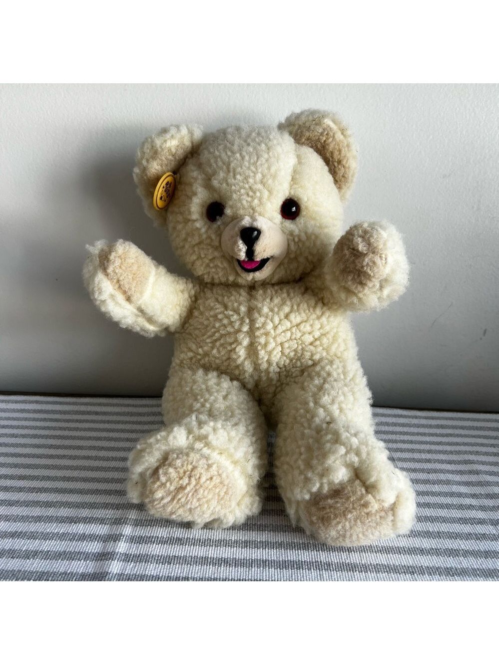 Snuggle Bear Plush by Lever Brothers 1986 by Russ Berrie & Co #260132